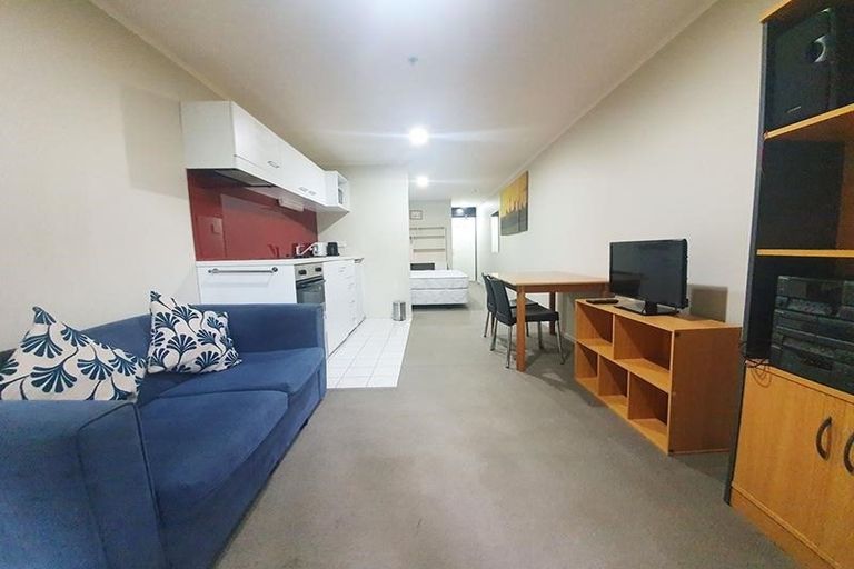 Photo of property in Waldorf Bankside Apartments, 4e/8 Bankside Street, Auckland Central, Auckland, 1010