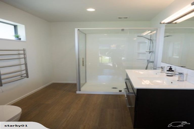 Photo of property in 18 Preston Avenue, West Melton, 7618