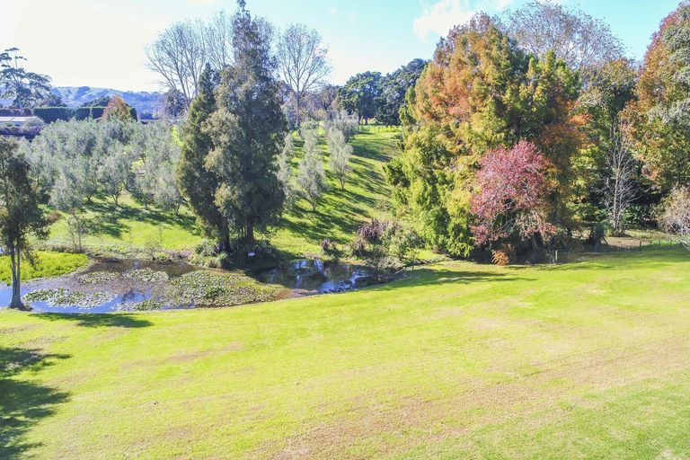 Photo of property in 15 Old Coach Way, Ramarama, Drury, 2579