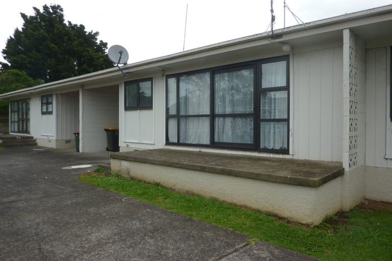 Photo of property in 7 Sutton Crescent, Papatoetoe, Auckland, 2025
