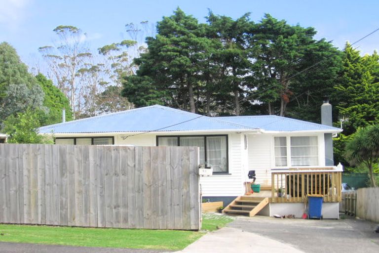 Photo of property in 53 Awaroa Road, Sunnyvale, Auckland, 0612