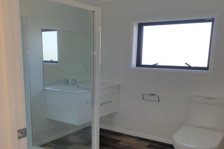 Photo of property in 15 Colombo Road, Waiuku, 2123