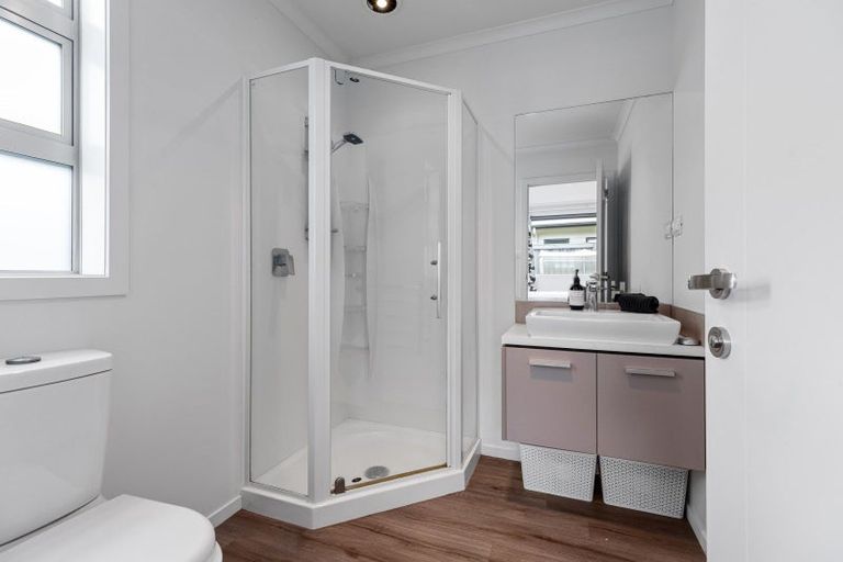 Photo of property in 21 Lakeview Quay, Pyes Pa, Tauranga, 3112