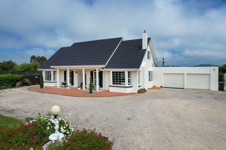 Photo of property in 210 Awamoa Road, Awamoa, Oamaru, 9492
