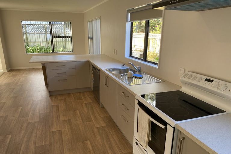 Photo of property in 1/138 Nile Road, Milford, Auckland, 0620