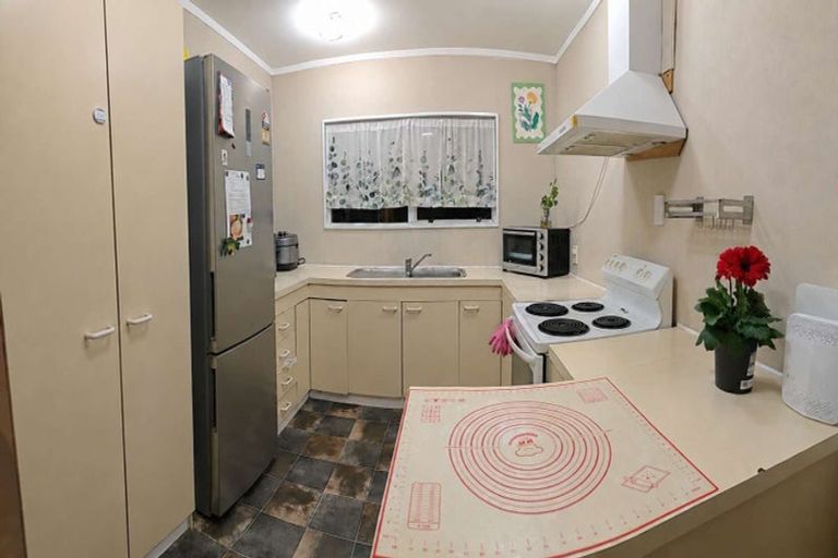 Photo of property in 5 Powell Place, Henderson, Auckland, 0610
