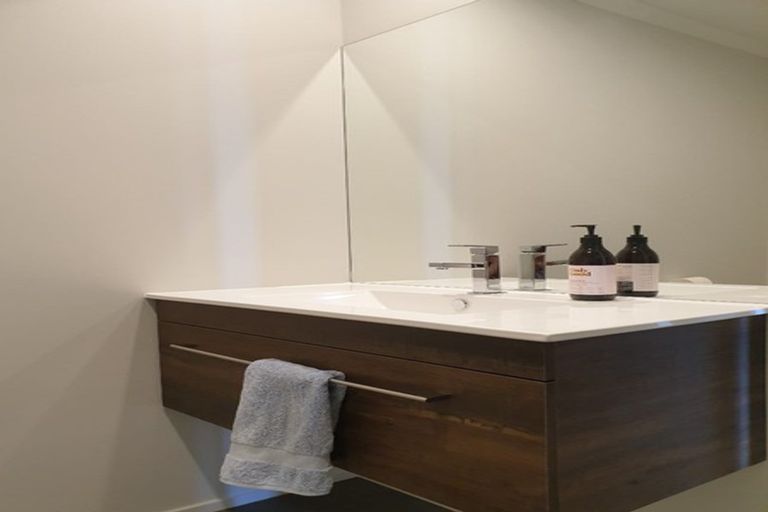 Photo of property in 12b Rata Street, Naenae, Lower Hutt, 5011