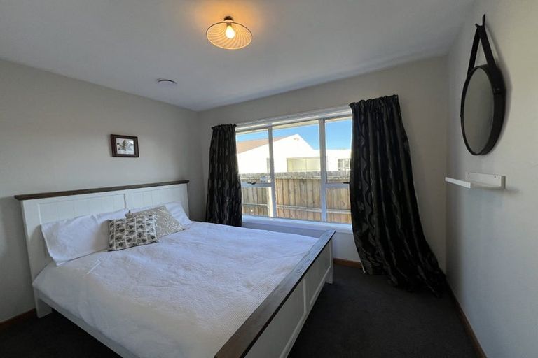 Photo of property in 2/38 Ensign Street, Halswell, Christchurch, 8025