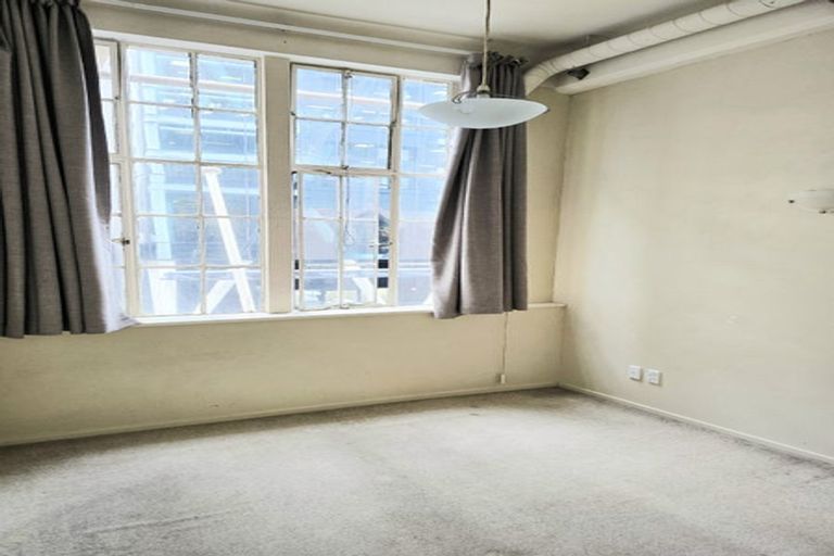Photo of property in Haight Ashbury House, 1/11a Johnston Street, Wellington Central, Wellington, 6011