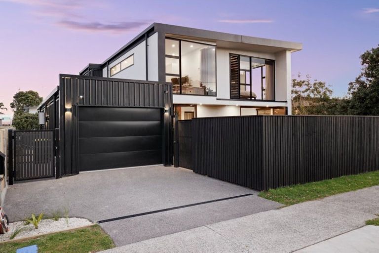 Photo of property in 18 Motiti Road, Papamoa Beach, Papamoa, 3118