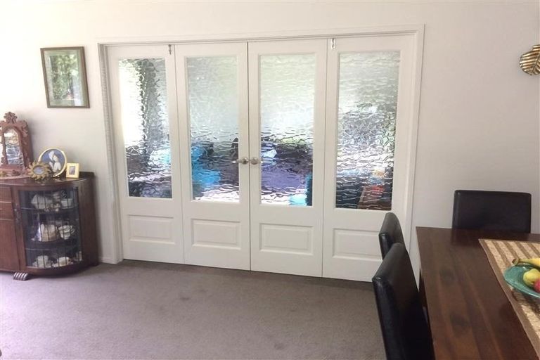 Photo of property in 74c Karamea Street, Whalers Gate, New Plymouth, 4310