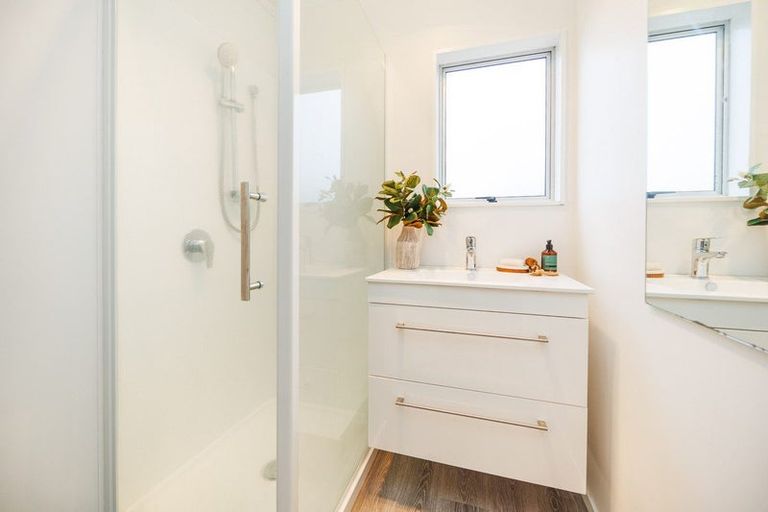 Photo of property in 20b Hilton Grove, Kelvin Grove, Palmerston North, 4414