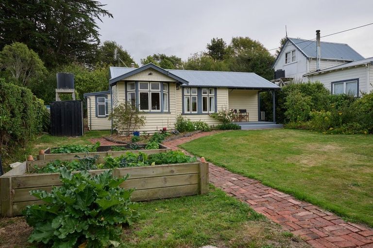 Photo of property in 35 Bay Road, Warrington, Waikouaiti, 9471