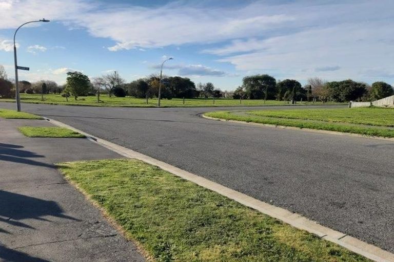 Photo of property in 3 Baladin Street, Avondale, Christchurch, 8061