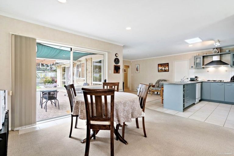 Photo of property in 40 Blackwood Drive, Wattle Downs, Auckland, 2103
