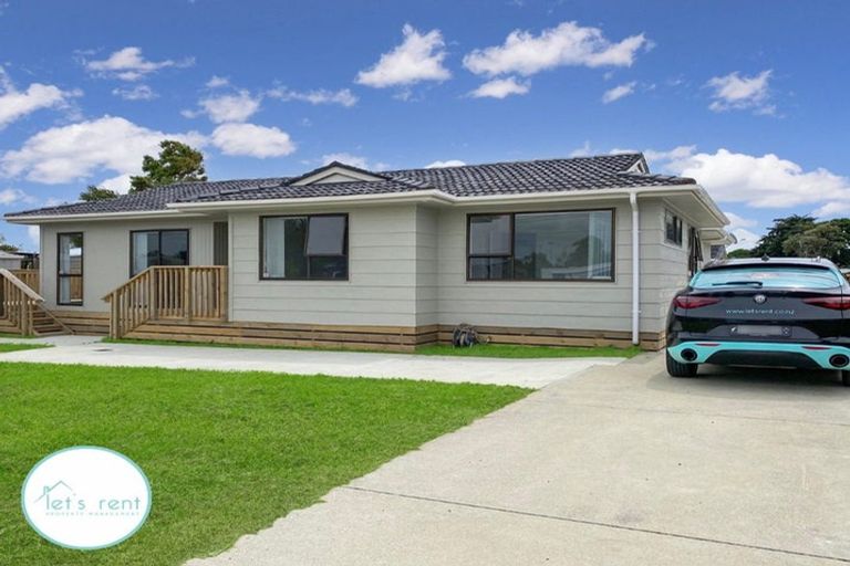 Photo of property in 12 Fourth View Avenue, Beachlands, Auckland, 2018