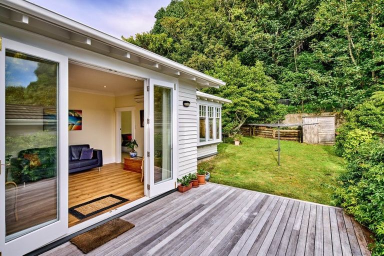 Photo of property in 44 Glen Road, Kelburn, Wellington, 6012