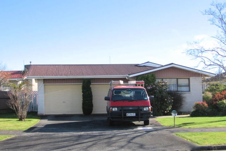 Photo of property in 5 Edwards Place, Terrace End, Palmerston North, 4410