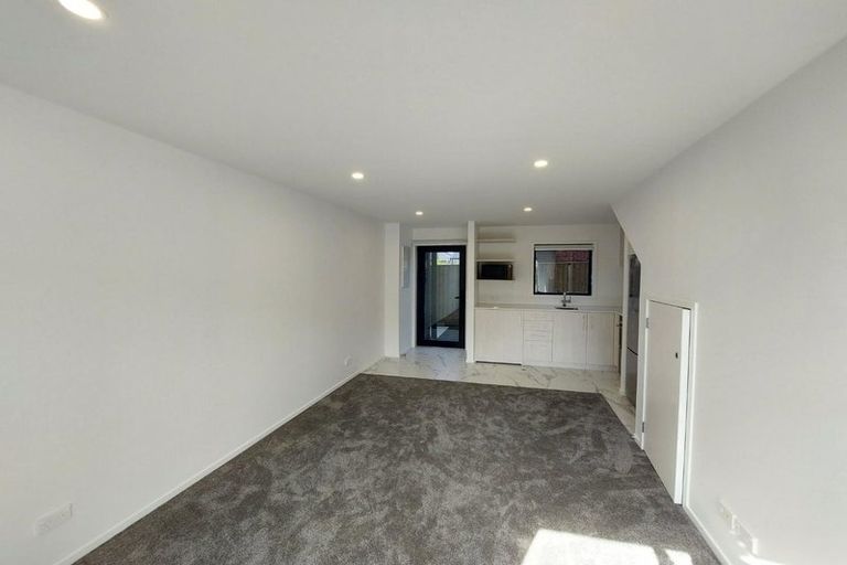 Photo of property in 5/59 Neil Avenue, Te Atatu Peninsula, Auckland, 0610