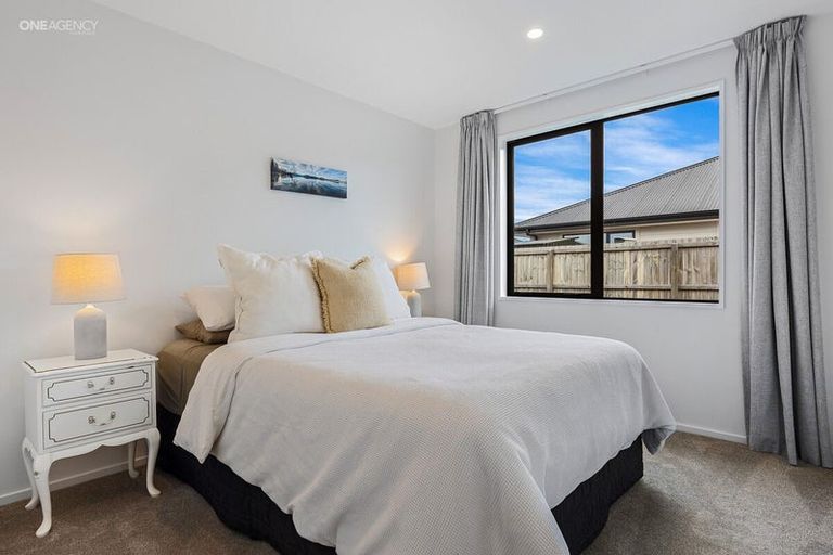 Photo of property in 46 Mcquillan Avenue, Woodend, 7610