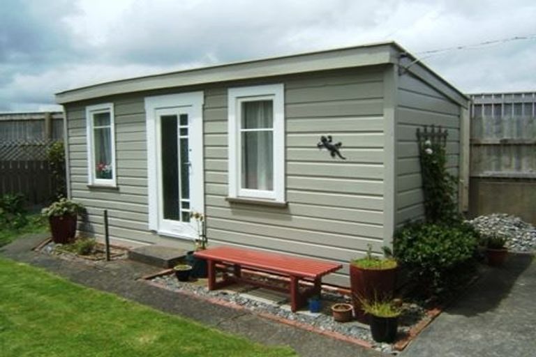 Photo of property in 27 Montague Street, Alicetown, Lower Hutt, 5010