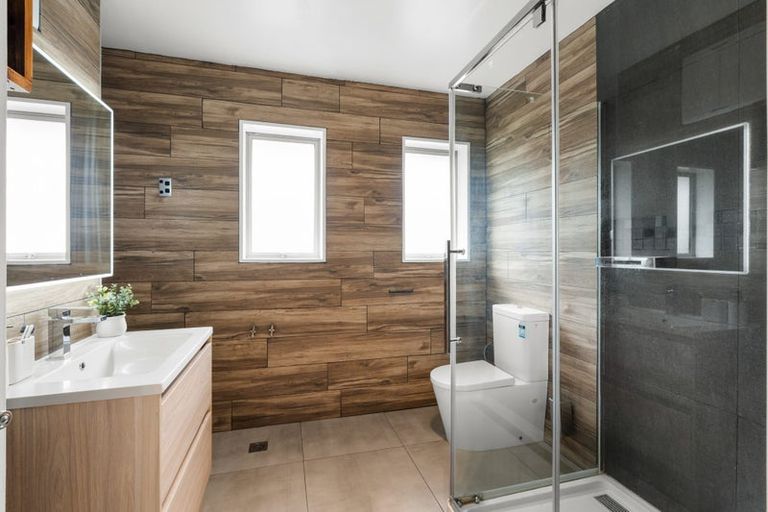 Photo of property in 6 Westburn Terrace, Burnside, Christchurch, 8041