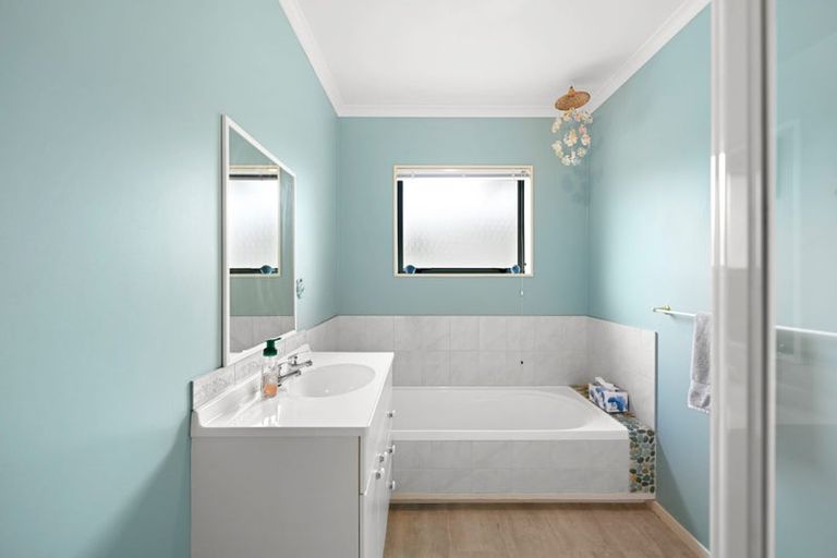 Photo of property in 46 Northmeadow Drive, Rototuna, Hamilton, 3210