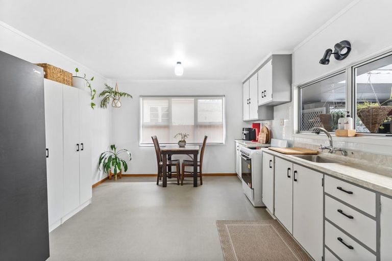 Photo of property in 1/18 Cairnfield Road, Kensington, Whangarei, 0112