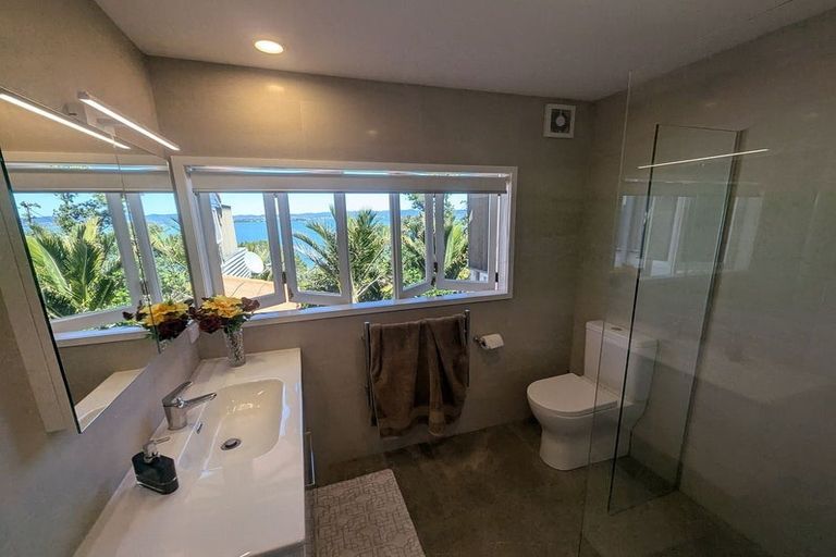 Photo of property in 18 Tizard Road, Birkenhead, Auckland, 0626