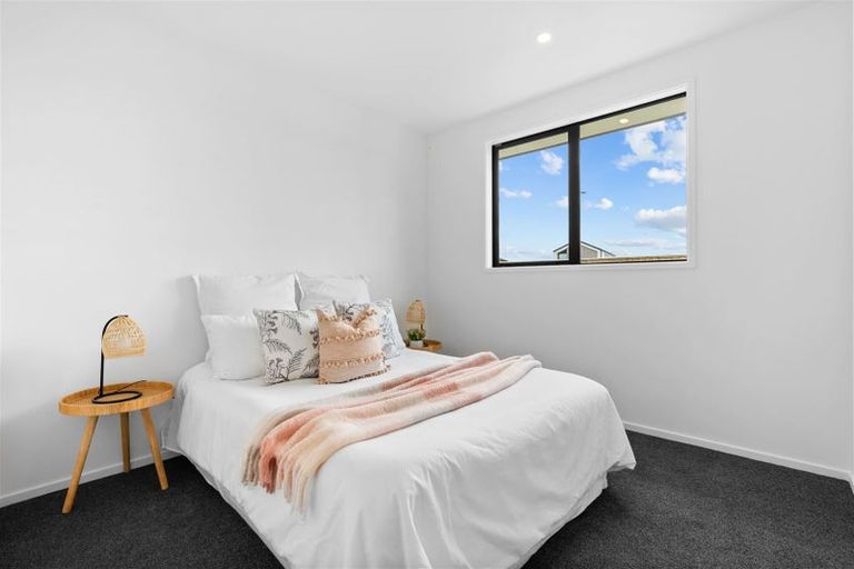 Photo of property in 21 Te Repo Drive, Halswell, Christchurch, 8025