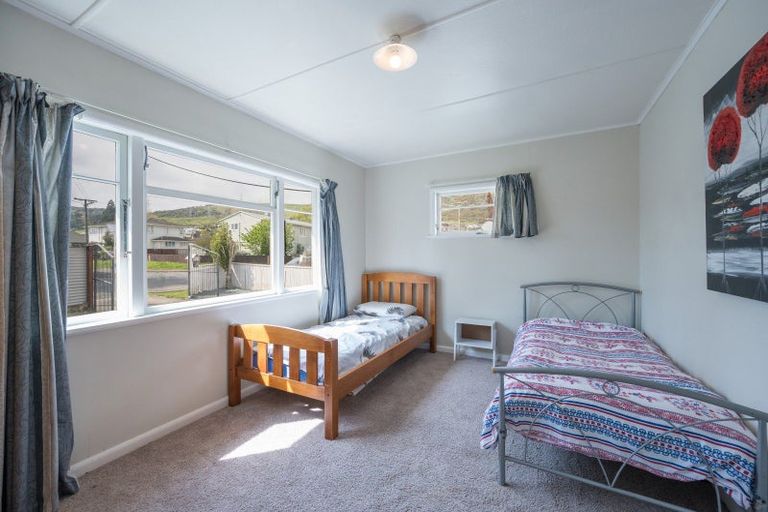 Photo of property in 1 Palm Avenue, Stoke, Nelson, 7011