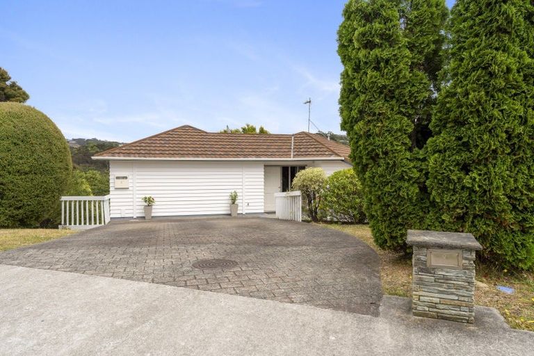 Photo of property in 8 Eclipse Lane, Whitby, Porirua, 5024