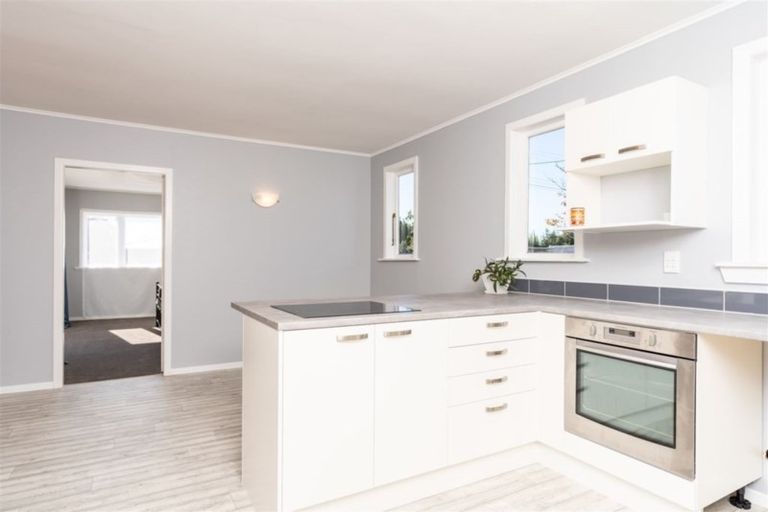 Photo of property in 6 Insley Street, Mangawhai, 0505