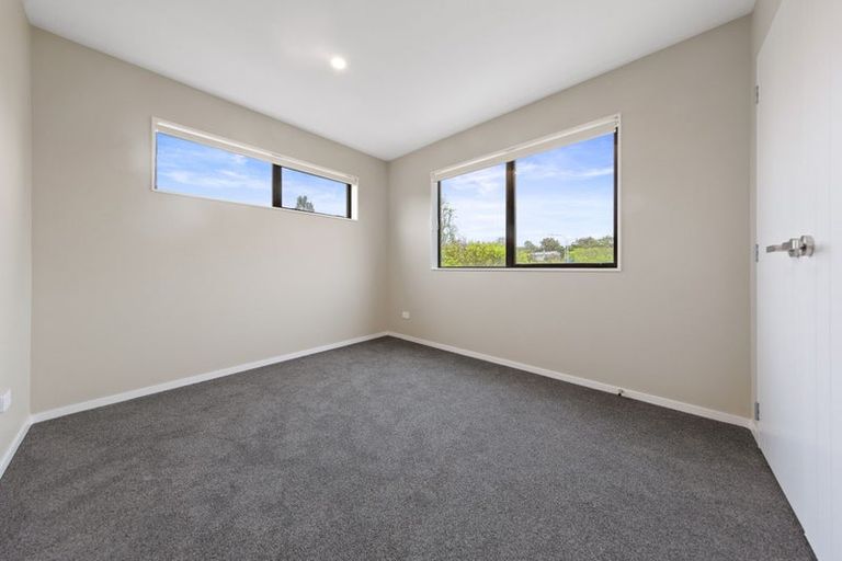 Photo of property in 47a Gossamer Drive, Pakuranga Heights, Auckland, 2010