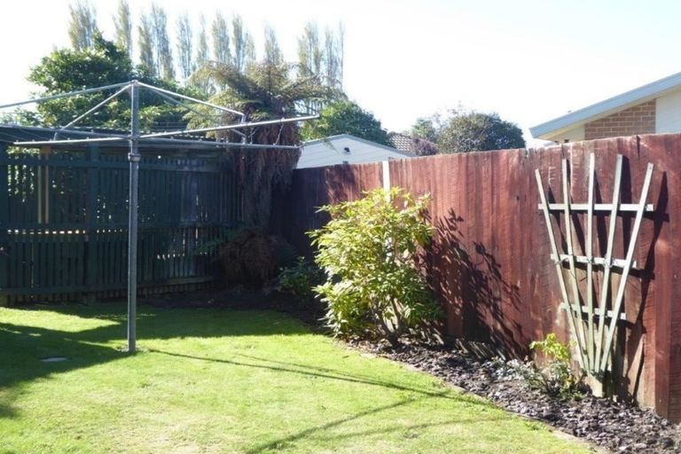 Photo of property in 9 Mulberry Place, Redwood, Christchurch, 8051
