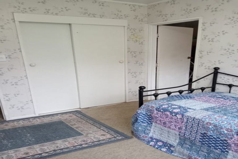 Photo of property in 22 Buckley Grove, Paraparaumu, 5032