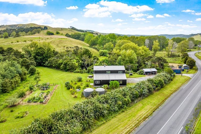 Photo of property in 1425 Whangaripo Valley Road, Whangaripo, Wellsford, 0972