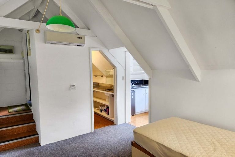 Photo of property in 9 Euclid Grove, Kelson, Lower Hutt, 5010