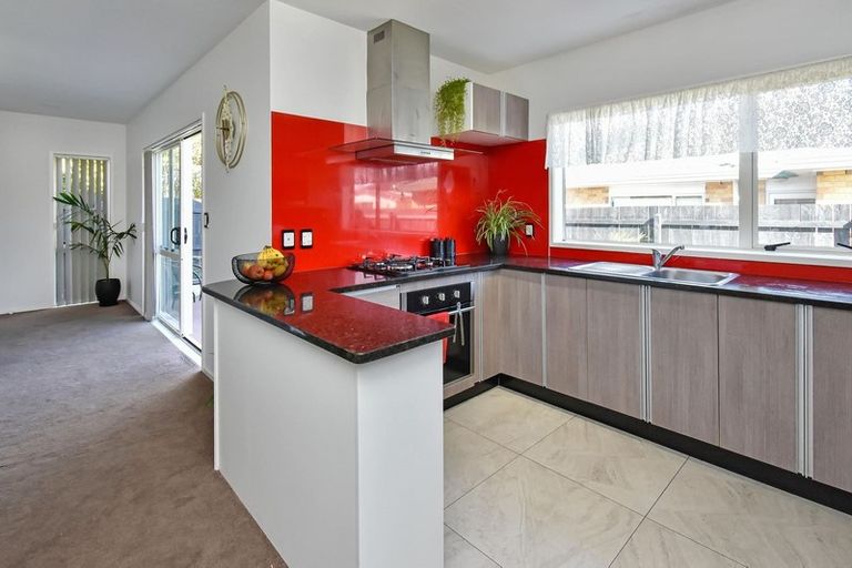Photo of property in 3/94 Pah Road, Papatoetoe, Auckland, 2025
