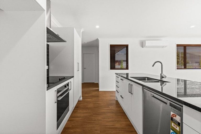 Photo of property in 6a West Place, Greenmeadows, Napier, 4112