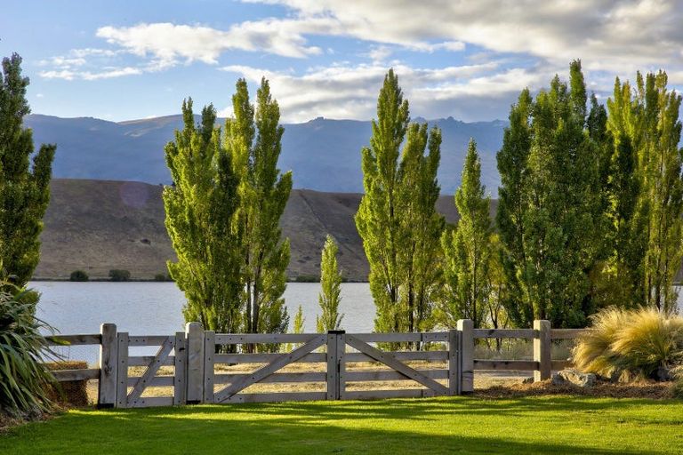 Photo of property in 14 Mclean Road, Northburn, Cromwell, 9383