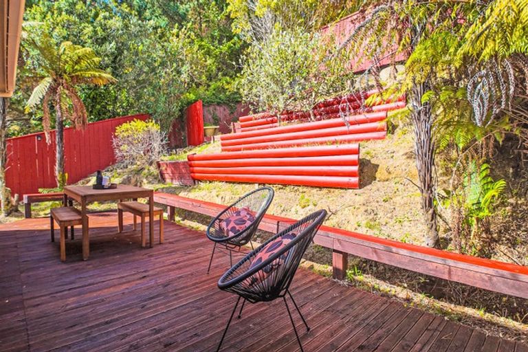 Photo of property in 22b Hillside Drive, Maoribank, Upper Hutt, 5018