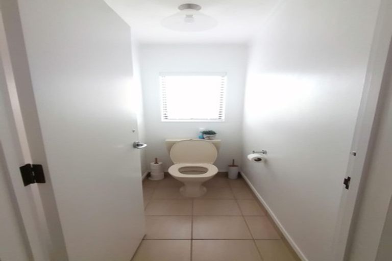 Photo of property in 53c Church Road, Taradale, Napier, 4112