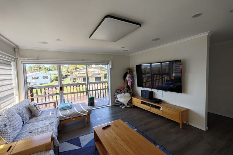 Photo of property in 62 Spence Road, Henderson, Auckland, 0612