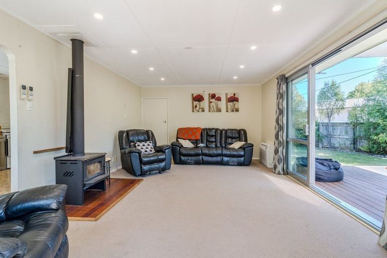 Photo of property in 11 Huxley Place, Twizel, 7901