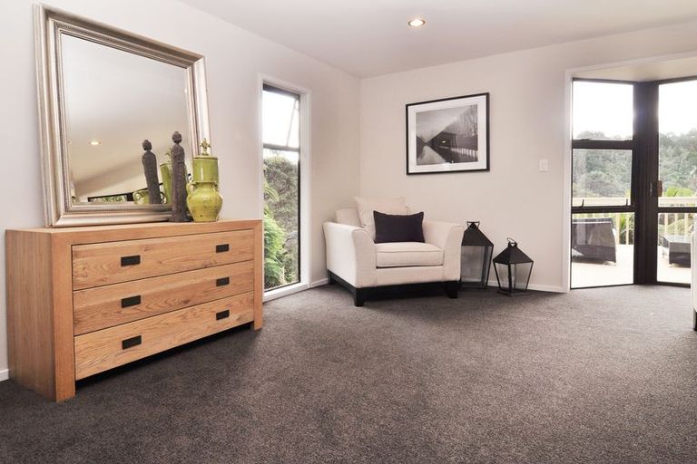 Photo of property in 168 Huia Road, Titirangi, Auckland, 0604