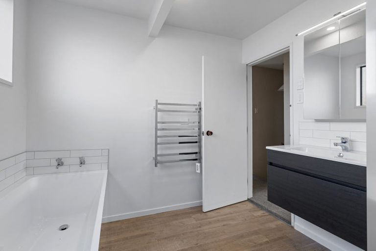 Photo of property in 140 Matsons Avenue, Papanui, Christchurch, 8053