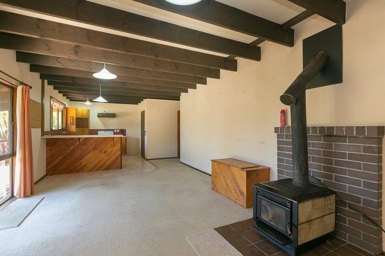 Photo of property in 276 Tikorangi Road, Tikorangi, Waitara, 4383