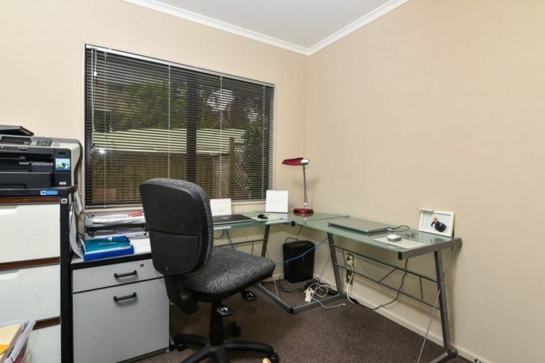 Photo of property in 52 Ashley Street, St Andrews, Hamilton, 3200