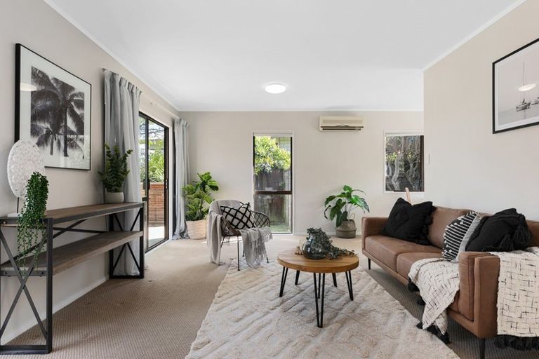 Photo of property in 19 Cumberland Crescent, Welcome Bay, Tauranga, 3112